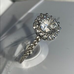 Giani Bernini Sterling Silver CZ Halo Sparkling Solitaire Ring Size 7